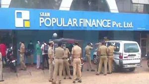 പോപ്പുലര്‍ ഫിനാന്‍സ് ലിമിറ്റഡിന്റെ മുഴുവന്‍ ശാഖകളും അടച്ചുപൂട്ടണം; ഉത്തരവിട്ട് കളക്ടർ