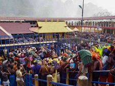   ശബരിമല തീർത്ഥാടനം: കാനനപാത അടച്ചിട്ടതോടെ വിജനമായി ശരംകുത്തി