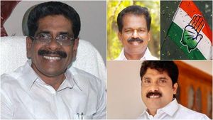 മുല്ലപ്പള്ളിയുടെ 'വല്ലാത്തൊരു'വരവ്; സീറ്റ് പോവുമെന്ന ആശങ്കയില്‍ ടി സിദ്ധീഖ് ഉള്‍പ്പടേയുള്ള പ്രമുഖര്‍