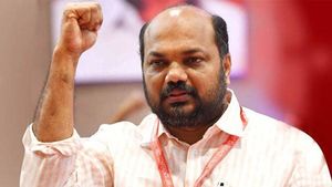 അരൂരില്‍ പി രാജീവിനെയും സിപിഎം പരിഗണിക്കുന്നു; മറ്റു 4 പേരും, എന്തുവന്നാലും തിരിച്ചുപിടിക്കും