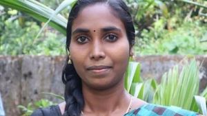 അഭിമാനമായി രാധിക; ഊരില്‍ നിന്നുള്ള ആദ്യ പഞ്ചായത്ത് പ്രസിഡന്‍റ്, അഭിനന്ദങ്ങളുമായി നേതാക്കള്‍