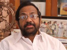    നെടുമങ്ങാട് സീറ്റിനായി കോൺഗ്രസിൽ യുവനേതാക്കള്‍: പാലോട് രവിക്ക് തിരിച്ചടിയ്ക്ക് സാധ്യത