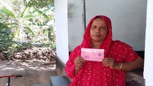 ആശങ്കകളുമായി അദാലത്തിലെത്തി; മാടക്കത്തറ സ്വദേശിനി സൈനബ മടങ്ങിയത് റേഷന്‍ കാര്‍ഡുമായി