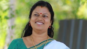 കൊല്ലത്ത് കോണ്‍ഗ്രസിന് ഇത്തവണ നേടണം, എംഎല്‍എമാരില്ലാത്ത ജില്ല, പ്രതീക്ഷ ബിന്ദു കൃഷ്ണയില്‍