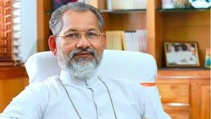 ‘സമുദായ വിരുദ്ധരെ സ്ഥാനാര്‍ത്ഥികളാക്കരുത്’;  രാഷ്ട്രീയ പാർട്ടികളോട്  ചങ്ങനാശേരി ആര്‍ച് ബിഷപ്പ് 