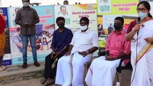 സംസ്ഥാന സര്‍ക്കാരിന്റെ വികസന നേട്ടങ്ങള്‍ ജനങ്ങളിലേക്ക്, ‘വികസന പെരുമയില്‍ കൊല്ലം’