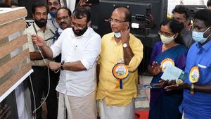 പൊന്നാനി സമഗ്ര കുടിവെള്ള പദ്ധതി മുഖ്യമന്ത്രി നാടിന് സമര്‍പ്പിച്ചു; 50 വര്‍ഷം മുന്നില്‍ കണ്ടുള്ള പ്രൊജക്ട്