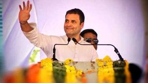  പാര്‍ട്ടി കമ്മിറ്റി കൂടിയല്ല, ജനങ്ങളിലേക്ക് ഇറങ്ങിച്ചെന്ന് പരിഹാരം  കണ്ടെത്തണം; രാഹുല്‍ ഗാന്ധി