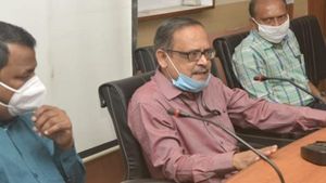 തിരഞ്ഞെടുപ്പ് ചിലവ് നിരീക്ഷണം കർശനം, ചെലവ് നിരീക്ഷകര്‍ തൃശൂർ ജില്ലയില്‍ ചുമതലയേറ്റു
