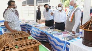 സ്വാതന്ത്ര്യ സമരകാലഘട്ടത്തിന്റെ ആവേശ കാഴ്ചകൾ, ശ്രദ്ധേയമായി ചിത്ര പ്രദർശനം