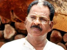 രാഷ്ട്രീയത്തില്‍ വന്നത് തെറ്റായിപ്പോയി; ഇടത് സ്ഥാനാര്‍ത്ഥിയാകാന്‍ ആഗ്രഹമില്ലെന്ന് കൊല്ലം തുളസി