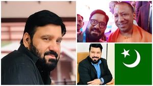 മുസ്ലിം ലീഗ് സ്ഥാനാര്‍ഥി യോഗി ആദിത്യനാഥിനൊപ്പം; പുഞ്ചിരിച്ച ഫോട്ടോ, സിഎച്ച് ഇബ്രാഹിം പറയുന്നത്