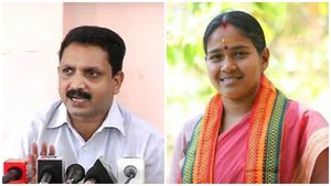 സുരേന്ദ്രന്‍ വന്നു... ശോഭയുടെ റോഡ് ഷോയില്‍ പങ്കെടുത്തു; എന്‍ഡിഎ ക്യാമ്പില്‍ വലിയ ഉണര്‍വ്