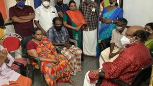 കുട്ടികളെ ശാഖകളിൽ അയക്കുന്ന രക്ഷിതാക്കൾ അഭിമന്യുവിന്റെ ശരീരത്തിലെ മുറിവ് കാണണം: തോമസ് ഐസക്
