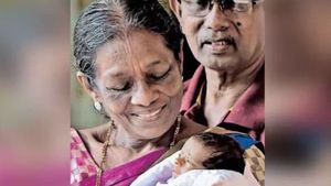  71കാരി പ്രസവിച്ച പെണ്‍കുഞ്ഞ് 45ാം ദിവസം മരിച്ചു; പാല്‍ തൊണ്ടയില്‍ കുടുങ്ങി...