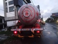 ദേശീയ പാതയിൽ പൊലിസ് പരിശോധന ശക്തമാക്കി: നിയമം ലംഘിച്ചോടിയ 312 ടാങ്കർ ലോറികൾ പിടികൂടി