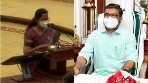 ബാഡ്ജ് ധരിച്ച് രമയുടെ സത്യപ്രതിജ്ഞ; ചട്ടലംഘനമെന്ന് ആരോപണം, പരിശോധിക്കുമെന്ന് എംബി രാജേഷ്