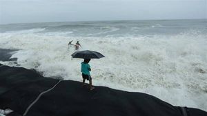  ശക്തമായ മഴ; തൃശൂർ, ചാലക്കുടി താലൂക്കുകളിൽ ദുരിതാശ്വാസ ക്യാമ്പുകൾ തുറന്നു