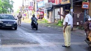 മദ്യശാലകൾ തുറന്നത് കോവിഡ് വ്യാപനത്തിന്റെ മൂന്നാം തരംഗത്തിന് വഴിവെക്കും: അബ്ദുറഹിമാൻ കല്ലായി