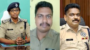 ജില്ലാ പോലീസ് മേധാവി ഉള്‍പ്പെടെ പത്തനംതിട്ടയില്‍ മൂന്നുപേര്‍ക്ക് ഡിജിപിയുടെ ബാഡ്ജ് ഓഫ് ഓണര്‍