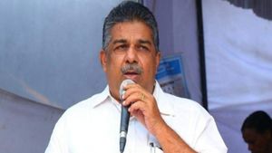 കുട്ടനാട്ടിലെ അടിയന്തരപ്രശ്നങ്ങള്‍ക്ക് പരിഹാരം കാണാന്‍ ജില്ല കളക്ടര്‍ അധ്യക്ഷനായി സമിതി