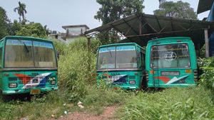 കൊവിഡ് പ്രതിസന്ധിയിൽ ബസുകൾ കട്ടപ്പുറത്ത് :മാഹിയിലെ ഉൾനാടൻ സർവീസുകൾ നിലച്ചു