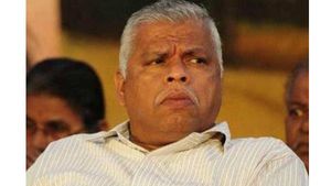 കോണ്‍ഗ്രസ്-ലീഗ് പാര്‍ട്ടികളില്‍ നിന്നും നേതാക്കള്‍ ഇനിയും സിപിഎമ്മിലേക്ക് വരും: എംവി ജയരാജന്‍