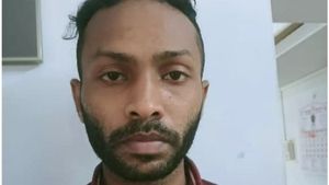 എന്തിനാണ് ഇയാള്‍ സ്ത്രീകളുടെ സ്‌കൂട്ടര്‍ മാത്രം മോഷ്ടിച്ചത്? കരുവട്ടൂരാനെ പറ്റി കൂടുതല്‍ വിവരങ്ങള്‍