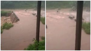കര്‍ണ്ണാടക വനമേഖലയില്‍ ഉരുള്‍പൊട്ടി: കണ്ണുരിലെ മലയോര മേഖലയിൽ വെള്ളം കയറി