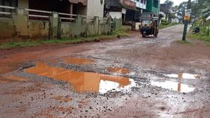 കാളവണ്ടി സമരമുള്‍പ്പെടെ നടത്തി ഒരു കാര്യവുമില്ല; കണ്ണൂരുകാരുടെ ആ പ്രതീക്ഷയും അസ്ഥാനത്തായിരുന്നു