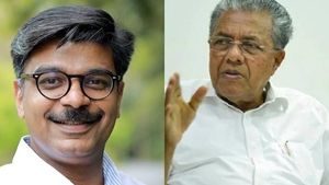 'മന്ത്രിമാര്‍ ഫോണ്‍ എടുക്കില്ലെന്ന പരാതിയുള്ളപ്പോള്‍ മുഖ്യമന്ത്രി തിരിച്ച് വിളിച്ചു: കൗതുകം'