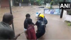 വണ്ടന്‍പതാലില്‍ മണ്ണിടിച്ചില്‍.... കൂട്ടിക്കലിലും മുണ്ടക്കയത്തും അതിശക്തമായ മഴ, കോസ്‌വെ മുങ്ങി