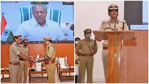രാഷ്ട്രപതിയുടെ പൊലീസ് മെഡലുകൾ വിതരണം ചെയ്തു; പൊലീസിനെ പ്രശംസിച്ച് മുഖ്യമന്ത്രി
