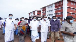  കാസര്‍കോട് മെഡി. കോളേജില്‍ ജനറൽ ഒപി ഉടൻ; ന്യൂറോളജിസ്റ്റിന്‍റെ സേവനവും ഉറപ്പാക്കുമെന്ന് വീണ ജോർജ്