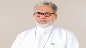 നാര്‍ക്കോട്ടിക് ജിഹാദ് പരാമര്‍ശം മതസ്പര്‍ധ വളര്‍ത്തുന്നത്; പാലാ ബിഷപ്പിനെതിരെ കേസെടുത്തു