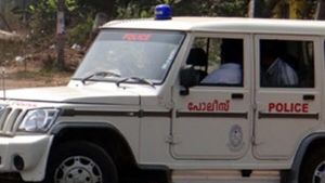 ആദ്യം ആരോഗ്യപ്രവര്‍ത്തക, ഇപ്പോഴിതാ വനിതാ പോലീസ് ഓഫീസര്‍, പ്രമുഖരെ അപായപ്പെടുത്താന്‍ ശ്രമം