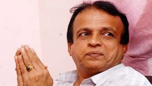 തൊണ്ണൂറുകളിലെ മാപ്പിളപാട്ടുകളുടെ രാജാവ്; മാപ്പിളപാട്ട് കലാരംഗത്തെ തീരാ നഷ്ടം, പീര്‍ മുഹമ്മദിന് വിട