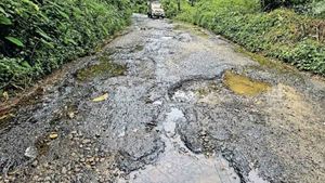 വാഗമണ്ണിലേക്ക് പൊതുമരാമത്ത് വകുപ്പ് വക ഓഫ്‌റോഡ് ട്രക്കിംഗ്; പദ്ധതി നന്നായെന്ന് സഞ്ചാരികള്‍