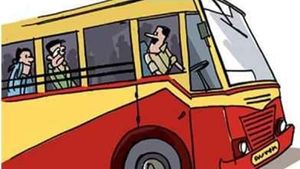 ഗ്യാപ് റോഡ് തുറന്നിട്ടും ബസ്സില്ല; സ്വകാര്യ വാഹനങ്ങൾക്ക് തോന്നുന്ന ചാർജ്; ഇവിടെ ഇങ്ങനെയാണ്... 