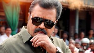 പൊന്നാടയുമായി എത്തി സുരേഷ് ഗോപി, സിഐ എവിടെയെന്ന് ചോദ്യം, പോലീസിനെ വീണ്ടും ഞെട്ടിച്ച് എംപി