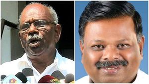 മര്യാദയ്ക്ക് കിട്ടുന്നത് മേടിച്ചു നിന്നാൽ തുടരാം; രാജേന്ദ്രന് മുന്നറിയിപ്പുമായി എം എം മണി