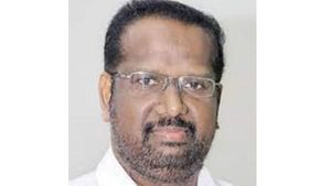എറണാകുളം ജില്ലാ സമ്മേളനത്തില്‍നിന്ന് ഒരംഗം ഇറങ്ങിപോയി; സിഎന്‍ മോഹനന്‍ ജില്ലാസെക്രട്ടറിയായി തുടരും