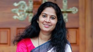 ''സഖാക്കളുടെ പോരാട്ട വീര്യത്തെ തോൽപ്പിക്കാൻ ഒരു മനോരമയ്ക്കും കഴിയില്ല'':  യു പ്രതിഭ എംഎൽഎ