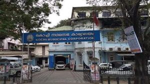 അനധികൃതമാണോ? എങ്കില്‍ കൊച്ചിയില്‍ വഴിയോര കച്ചവടത്തിന് പൂട്ട് വീഴും, കൊച്ചി കോര്‍പ്പറേഷന്‍ നടപടിക്ക്