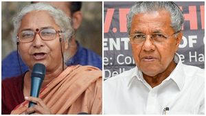സില്‍വര്‍ ലൈന്‍ പദ്ധതി കേരളത്തിന്റെ ഇരുണ്ട പാത; ജനങ്ങളെ വിഭജിക്കുമെന്ന് മേധാ പട്കര്‍