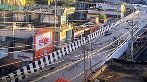 എടപ്പാൾ മേൽപാലത്തിൽ ഗതാഗത നിയന്ത്രണങ്ങൾ: പുത്തൻ പരിഷ്കാരങ്ങൾ ഇങ്ങനെ 