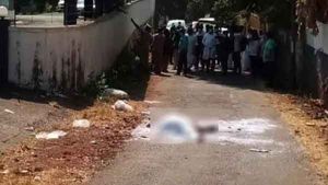 അവന്‍ നിരപരാധിയാണ്, എനിക്കുറപ്പുണ്ട്; കണ്ണൂര്‍ ബോംബാക്രമണത്തില്‍ അറസ്റ്റിലായ അക്ഷയിന്റെ പിതാവ്