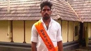 ചെരണ്ടത്തൂരിലെ സ്‌ഫോടനം; യുവാവിന്റെ വലതുകൈ മുറിച്ചുമാറ്റി, മൊഴിയെടുക്കാതെ മടങ്ങി പൊലീസ്