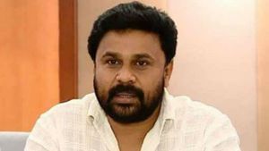 നടി ആക്രമിക്കപ്പെട്ട കേസ്; ദിലീപ് ആലുവ പൊലീസ് ക്ലബിലെത്തി 