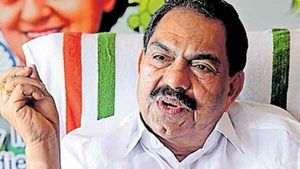 എന്നെ തിരിച്ചെടുക്കൂ, മരിക്കുന്നെങ്കില്‍ കോണ്‍ഗ്രസുകാരനായി മരിക്കണം; അപേക്ഷയുമായി മമ്പറം ദിവാകരന്‍